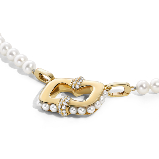 Unchained Plastron Gold